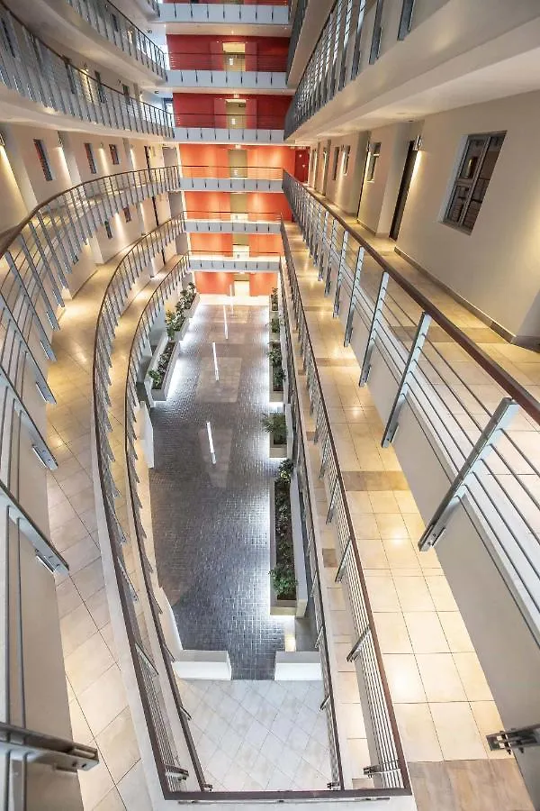 The Icon 1 Bedroom Apartment In Cape Town Foreshore